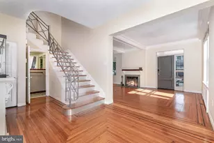 2304 N 2nd St, Harrisburg, PA 17110 - Photo 2