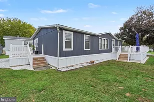 108 Decatur Dr, Grantville, PA 17028 - Photo 4