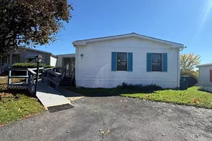 19 Meadow Run Pl, Harrisburg, PA 17112 - Photo 4