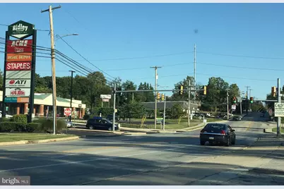 131 Morton Avenue, Folsom, PA 19033 - Photo 2