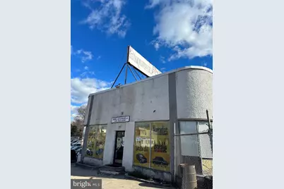 77 Chester Pike, Darby, PA 19023 - Photo 2