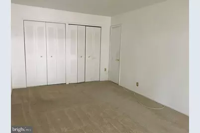 247 E Chelsea Circle, Newtown Square, PA 19073 - Photo 4