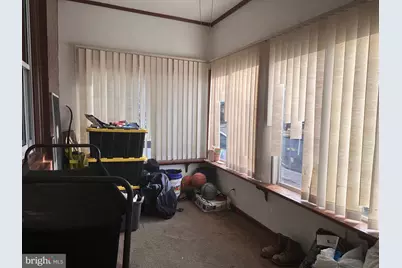 105 Jackson Avenue, Collingdale, PA 19023 - Photo 2