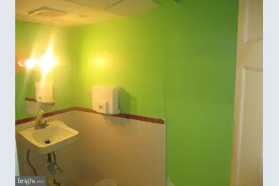 6772 Market Street, Upper Darby, PA 19082 - Photo 10