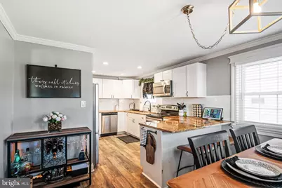 860 Wyndom Terrace, Secane, PA 19018 - Photo 6