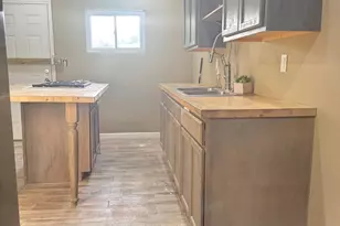 1018 Morton Ave, Chester, PA 19013 - Photo 8