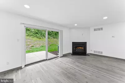 402 S Point Drive #402, Chadds Ford, PA 19317 - Photo 4