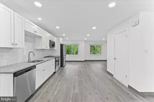 402 S Point Dr, Chadds Ford, PA 19317 - Photo 8