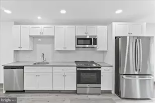 402 S Point Dr, Chadds Ford, PA 19317 - Photo 14