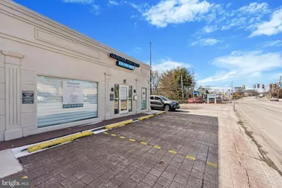 398 W Lancaster Avenue, Wayne, PA 19087 - Photo 4