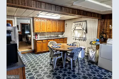 48 E 22 Nd Street, Chester, PA 19013 - Photo 2