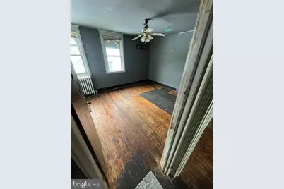 7023 Guilford Road, Upper Darby, PA 19082 - Photo 4