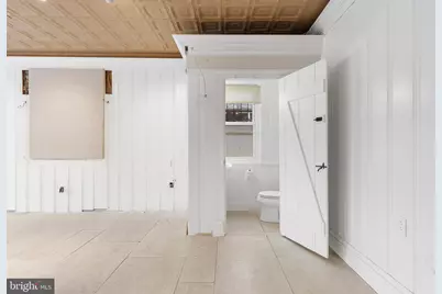 240 E Lancaster Avenue #RETAIL UNIT, Wayne, PA 19087 - Photo 8