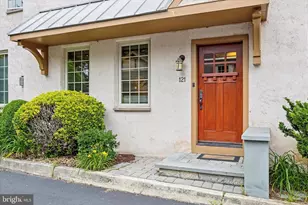 121 Valley Pl, Media, PA 19063 - Photo 2