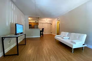 5200 Hilltop Dr, Brookhaven, PA 19015 - Photo 2