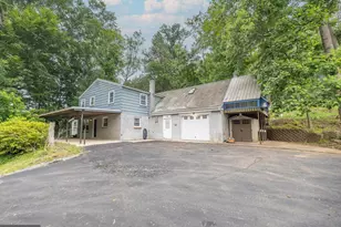 160 Stoney Bank Rd, Glen Mills, PA 19342 - Photo 2