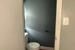 1115 E 11th St, Crum Lynne, PA 19022 - Photo 18