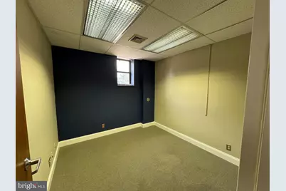 100 E Chester Pike #5, Ridley Park, PA 19078 - Photo 8