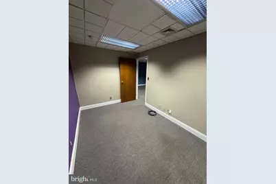 100 E Chester Pike #5, Ridley Park, PA 19078 - Photo 4