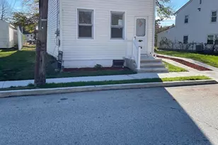 1417 E 13th St, Crum Lynne, PA 19022 - Photo 2