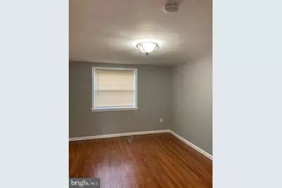 210 Londonderry Lane, Darby, PA 19023 - Photo 8