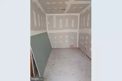 206 E 9th Street, Chester, PA 19013 - Photo 6