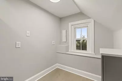 216 Collingdale Avenue #5, Collingdale, PA 19023 - Photo 6