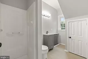 216 Collingdale Ave, Darby, PA 19023 - Photo 8