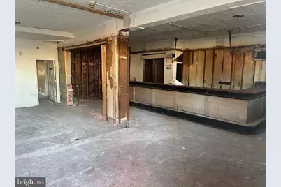 327 Highland Avenue, Chester, PA 19013 - Photo 8