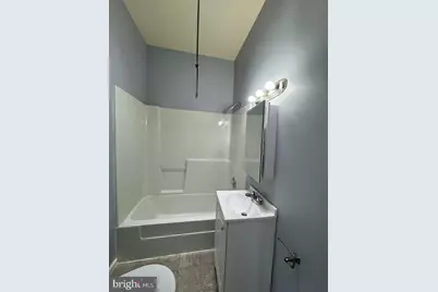 15 S Church Lane, Upper Darby, PA 19082 - Photo 2