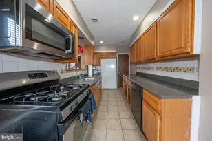 105 N Fairview Ave, Upper Darby, PA 19082 - Photo 8