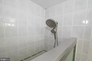 105 N Fairview Ave, Upper Darby, PA 19082 - Photo 20