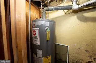 105 N Fairview Ave, Upper Darby, PA 19082 - Photo 40