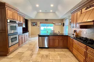 847 7th Ave, Prospect Park, PA 19076 - Photo 8