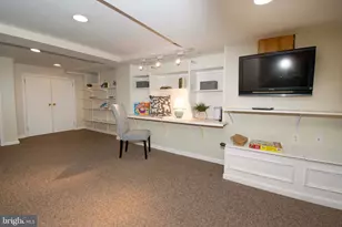 501 E Manoa Rd, Havertown, PA 19083 - Photo 38