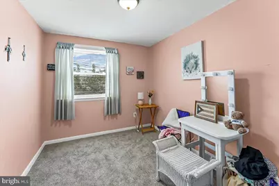 516 Edgewood Avenue, Folsom, PA 19033 - Photo 12