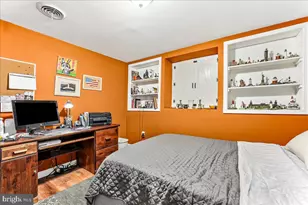 516 Edgewood Ave, Folsom, PA 19033 - Photo 14