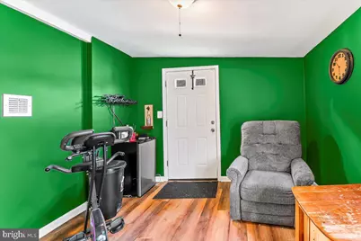 516 Edgewood Avenue, Folsom, PA 19033 - Photo 18