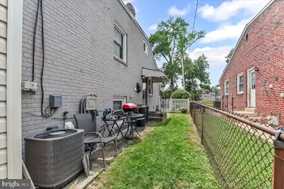 516 Edgewood Avenue, Folsom, PA 19033 - Photo 22