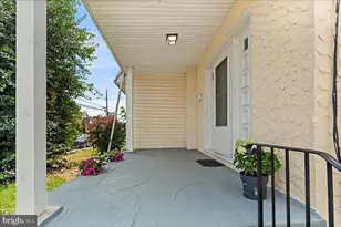 908 Yeadon Ave, Lansdowne, PA 19050 - Photo 2