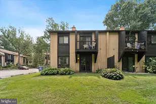 815 Painters Crossing, Chadds Ford, PA 19317 - Photo 2