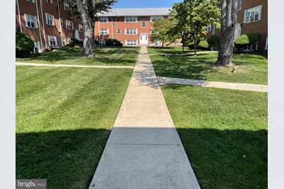 804 South Avenue #D7, Secane, PA 19018 - Photo 6