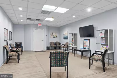 301 W Chester Pike #101, Havertown, PA 19083 - Photo 4