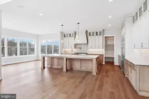 3126 Ridgeview Ct, Garnet Valley, PA 19060 - Photo 4