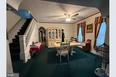 330 Fairview, Crum Lynne, PA 19022 - Photo 6