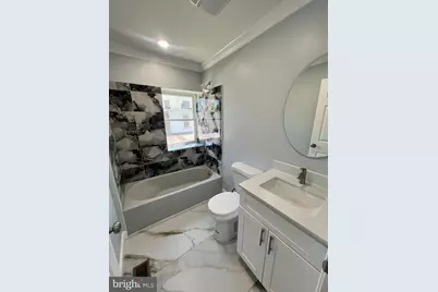 710 Lamokin Street, Chester, PA 19013 - Photo 6