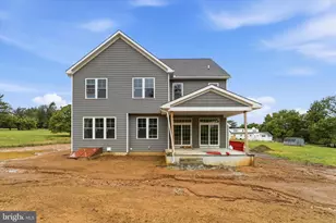324 Bishop Hollow Rd, Newtown Square, PA 19073 - Photo 2