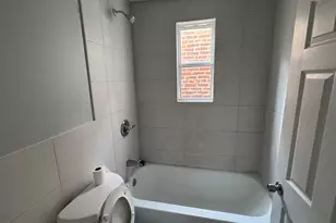 103 Thurlow St, Chester, PA 19013 - Photo 16