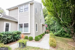 429 Wooded Way, Newtown Square, PA 19073 - Photo 2