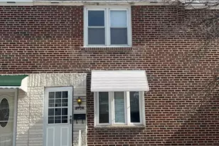 2404 Stoneybrook Ln, Drexel Hill, PA 19026 - Photo 2